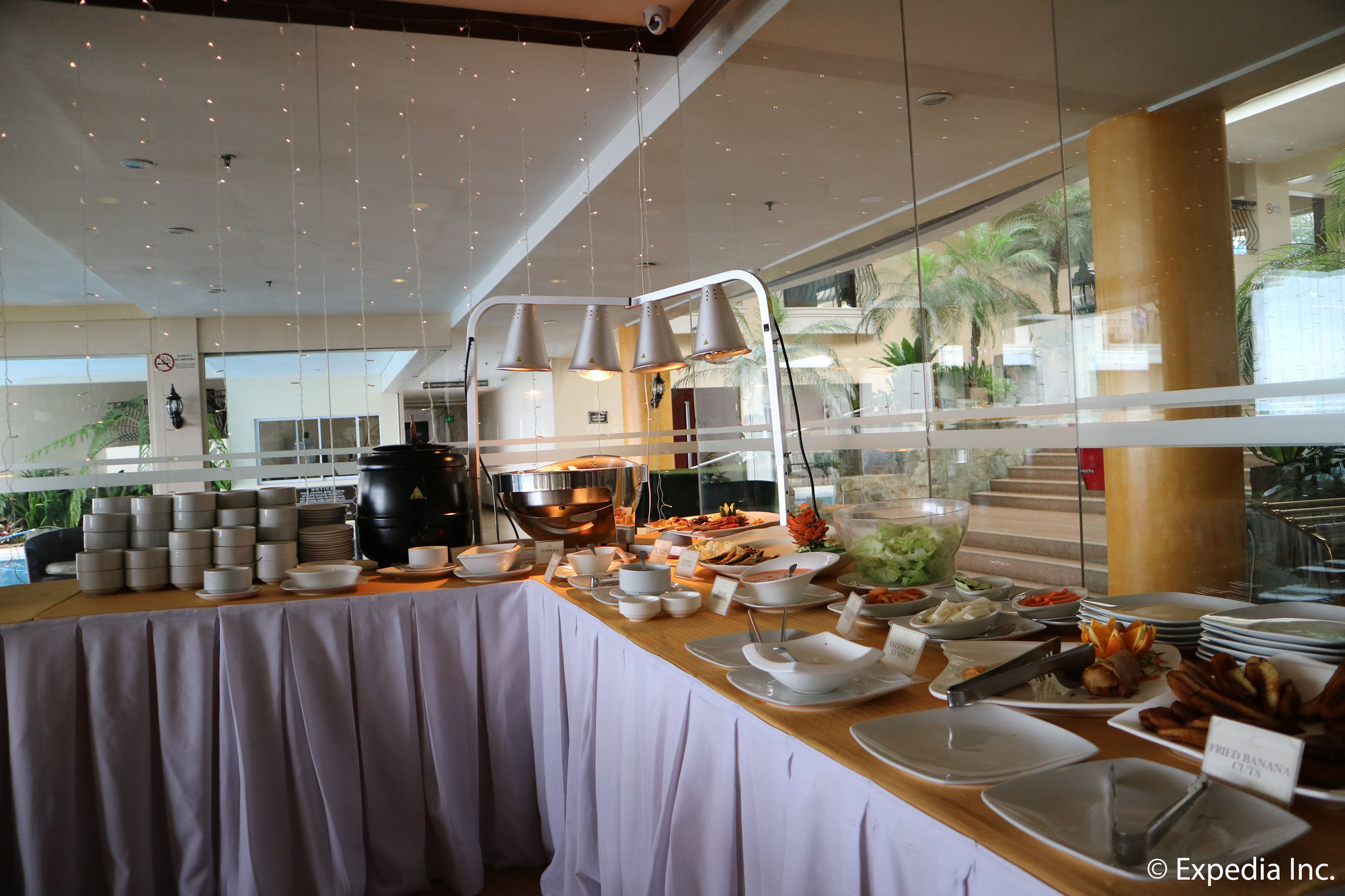 The Lake Hotel Tagaytay Tagaytay City Buitenkant foto